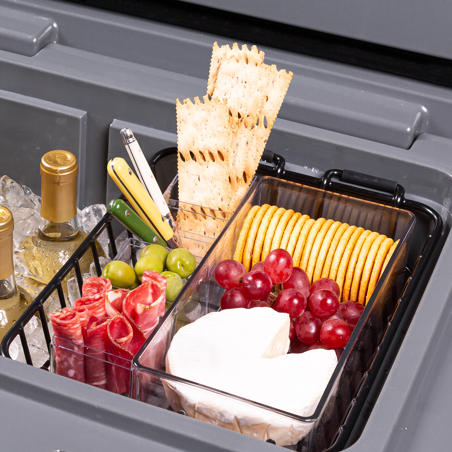 brutank-35qt-55qt-dry-rack-h3 brutank-dry-rack_accessory_alt-1.png